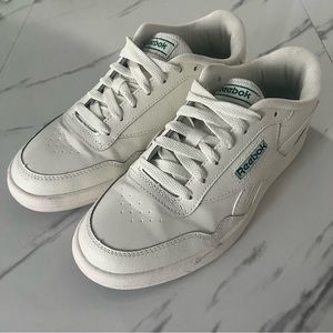 Reebok Green/Beige Size 7